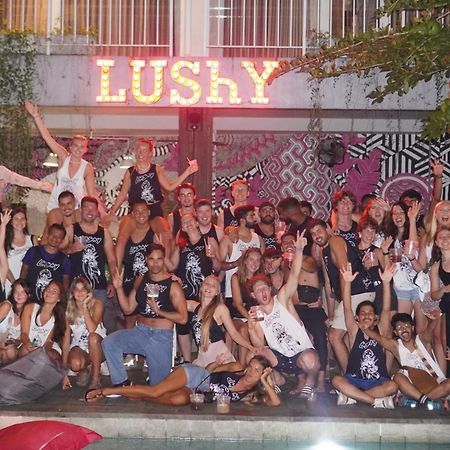 Lushy Hostel Canggu Exterior foto