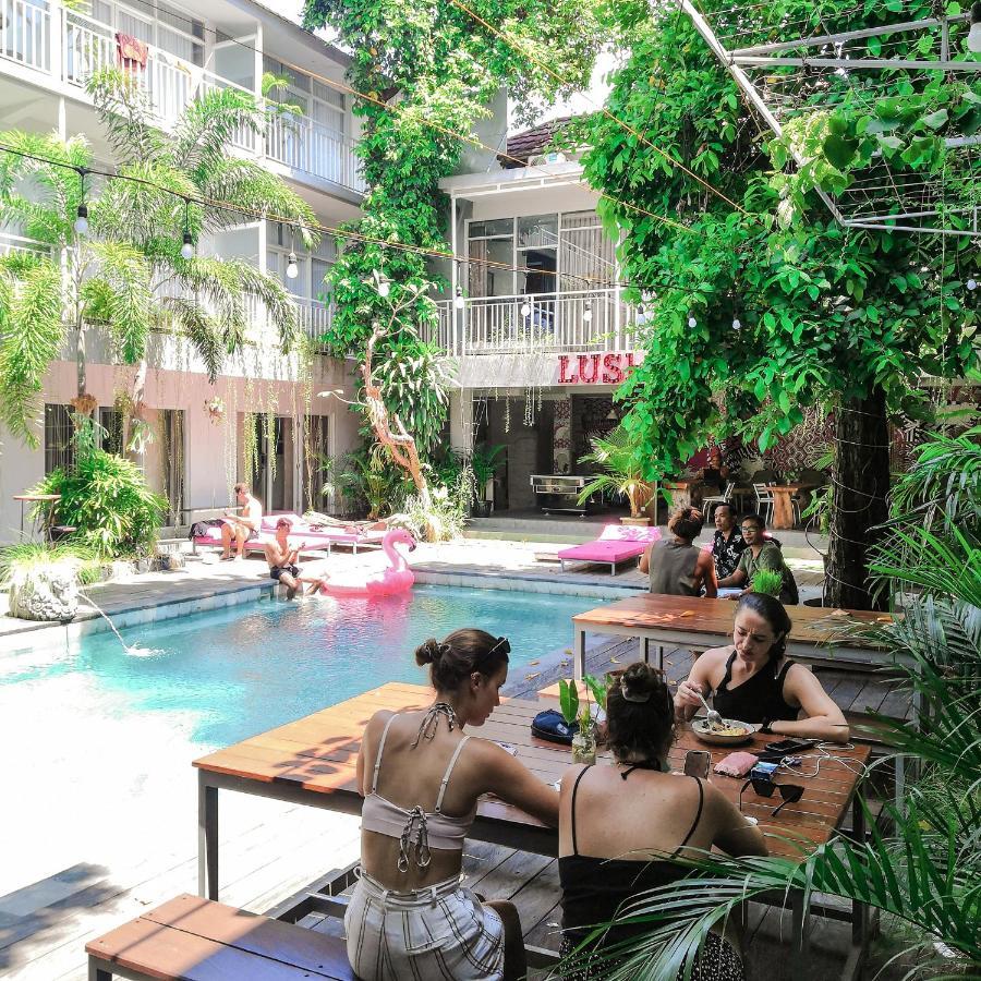 Lushy Hostel Canggu Exterior foto