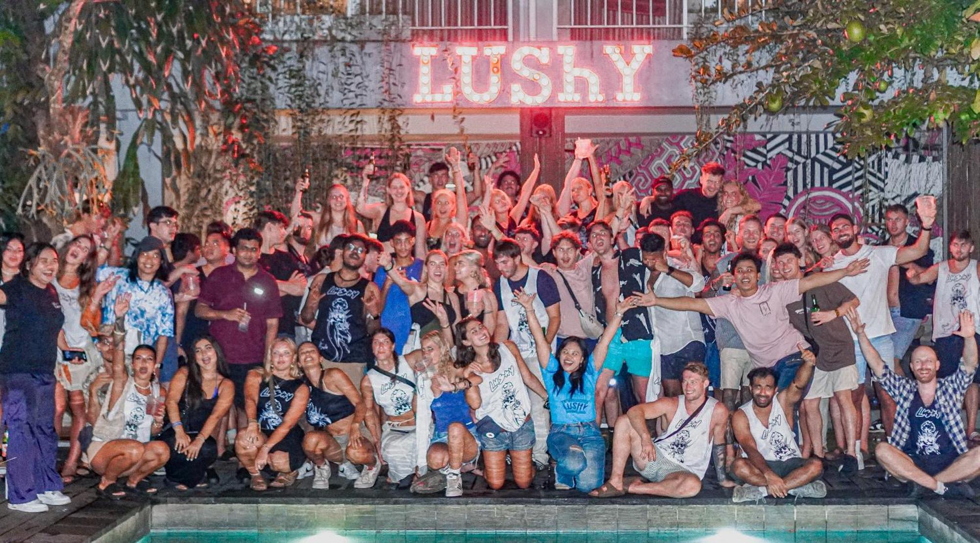 Lushy Hostel Canggu Exterior foto